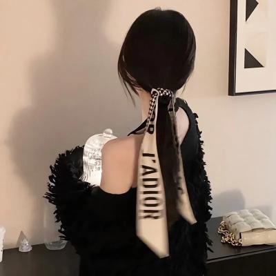 爱也艰难海报